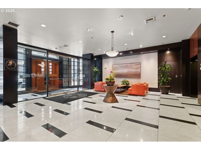 333 Nw 9TH Ave 906, Portland, OR 97209