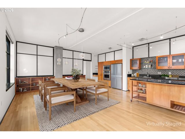 333 Nw 9TH Ave 906, Portland, OR 97209