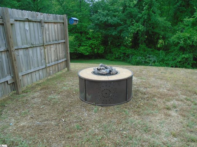 501 Caldwell Street, Campobello, SC 29322