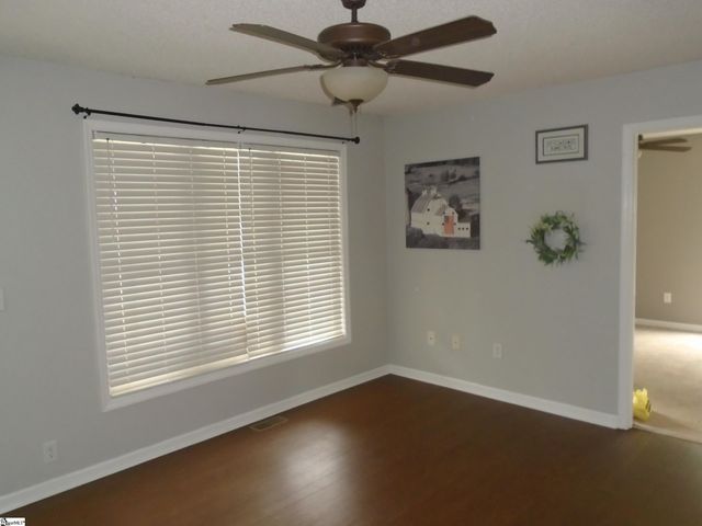 501 Caldwell Street, Campobello, SC 29322
