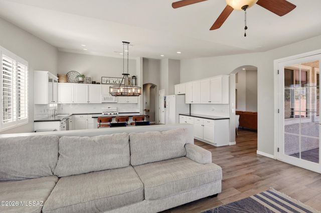 12306 N Pathfinder Drive, Marana, AZ 85658