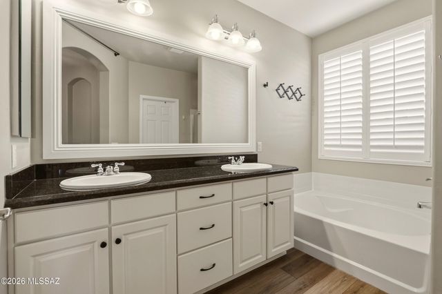 12306 N Pathfinder Drive, Marana, AZ 85658