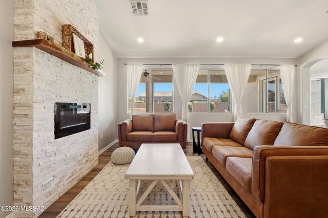 12306 N Pathfinder Drive, Marana, AZ 85658