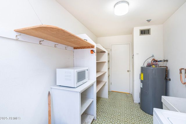 1050 S ROANOKE --, Mesa, AZ 85206