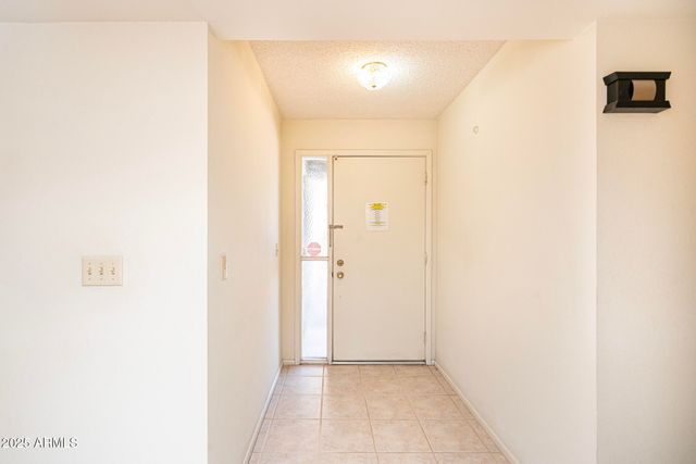 1050 S ROANOKE --, Mesa, AZ 85206