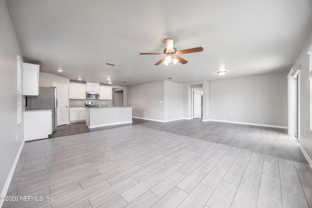 6853 SANDLE Drive, Jacksonville, FL 32219