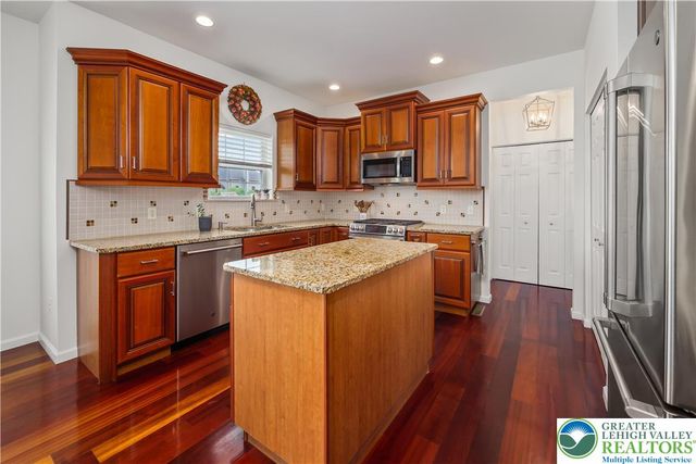 2305 Madeira Drive, Lower Macungie Twp, PA 18062