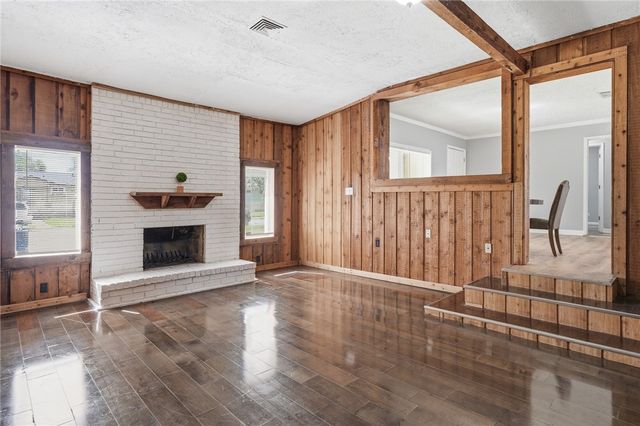 1113 Hazel Dr, Corpus Christi, TX 78412