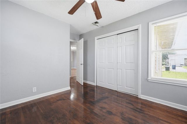 1113 Hazel Dr, Corpus Christi, TX 78412