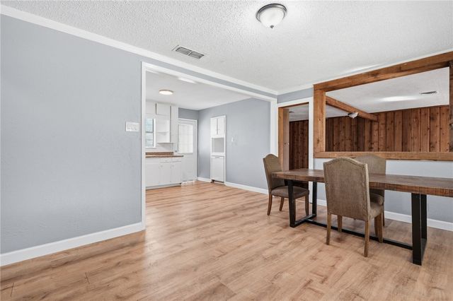1113 Hazel Dr, Corpus Christi, TX 78412