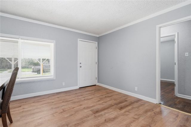 1113 Hazel Dr, Corpus Christi, TX 78412