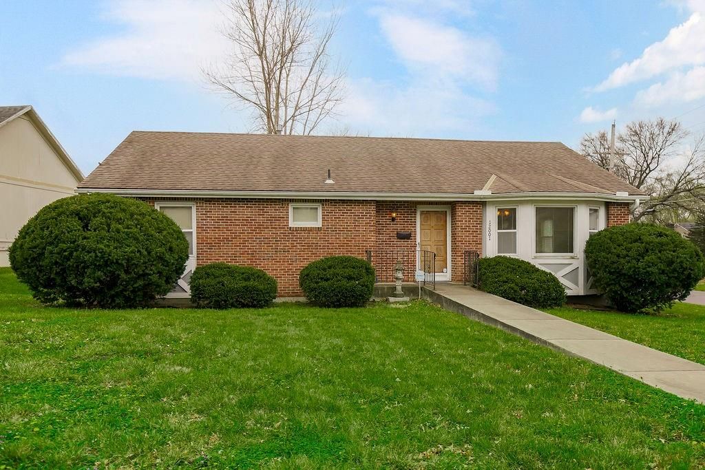 12001 E 58th Street, Kansas City, MO 64133