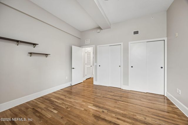 2525 COLLEGE Street 2102, Jacksonville, FL 32204