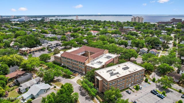 2525 COLLEGE Street 2102, Jacksonville, FL 32204