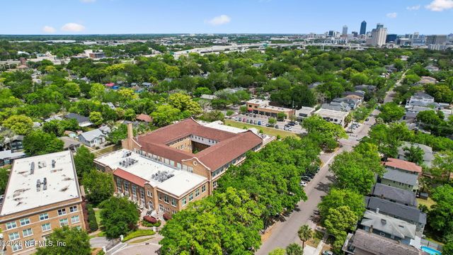 2525 COLLEGE Street 2102, Jacksonville, FL 32204