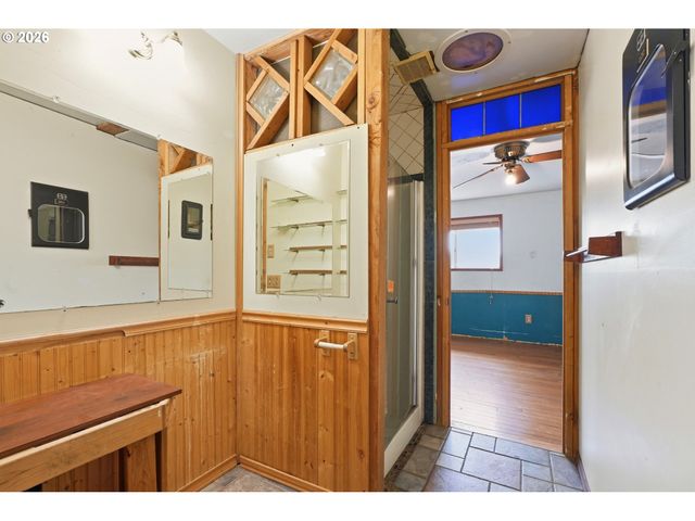1283 Ne 17TH Ave, Hillsboro, OR 97124