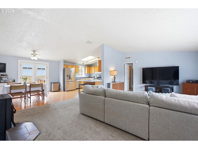 1283 Ne 17TH Ave, Hillsboro, OR 97124