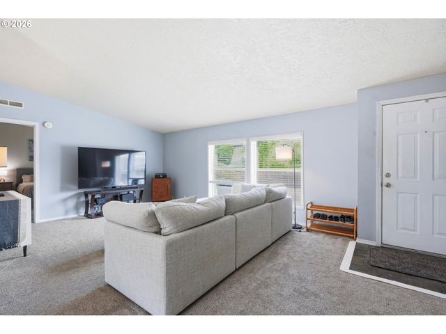 1283 Ne 17TH Ave, Hillsboro, OR 97124