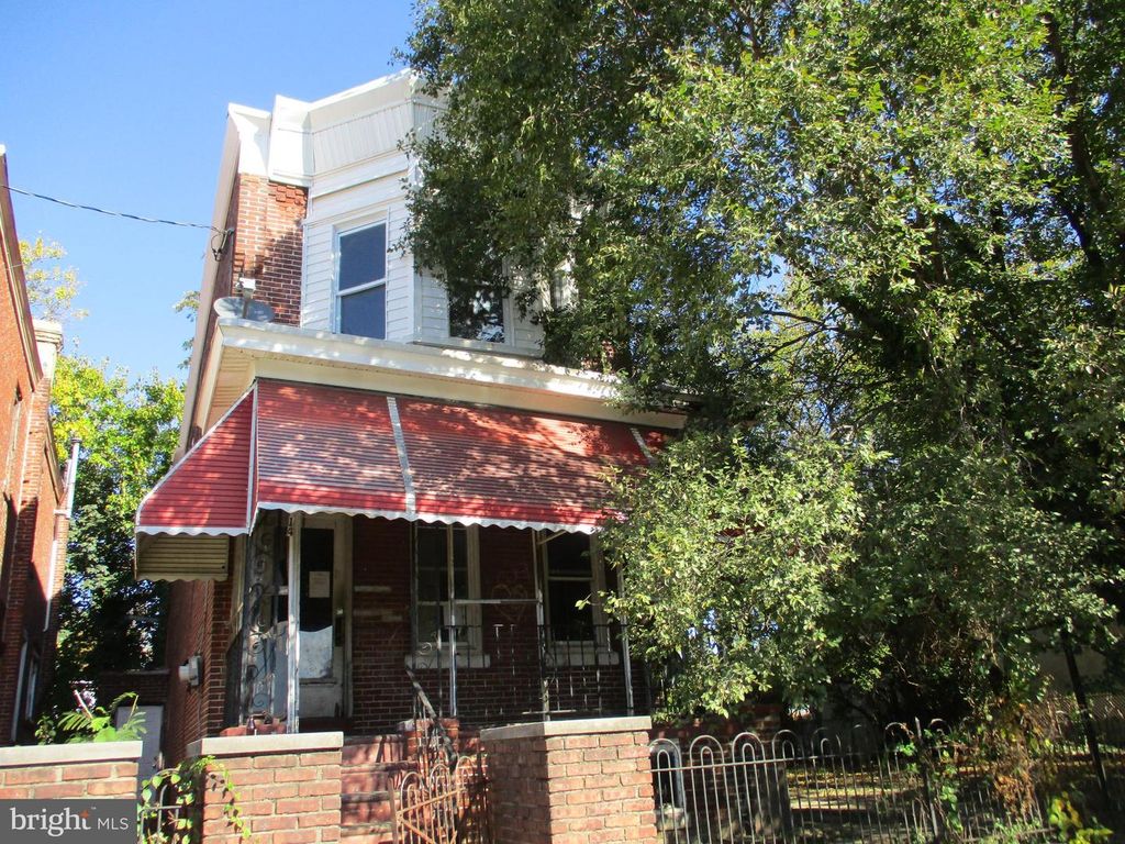 1411 BRADLEY AVE, Camden, NJ 08103