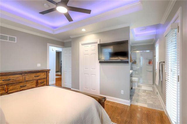 205 12th Avenue N, Greenwood, MO 64034