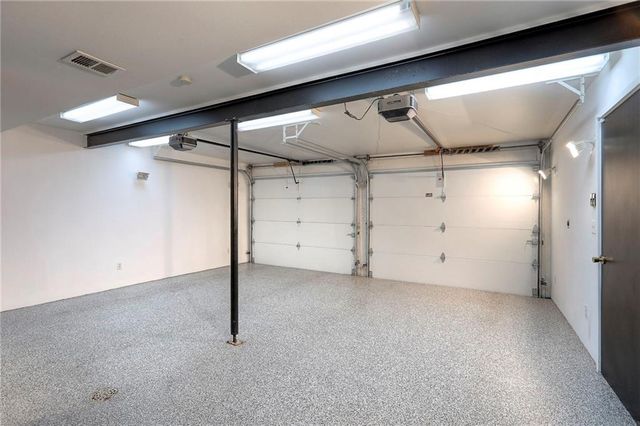 205 12th Avenue N, Greenwood, MO 64034