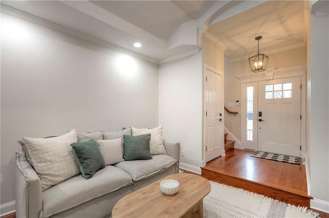 205 12th Avenue N, Greenwood, MO 64034