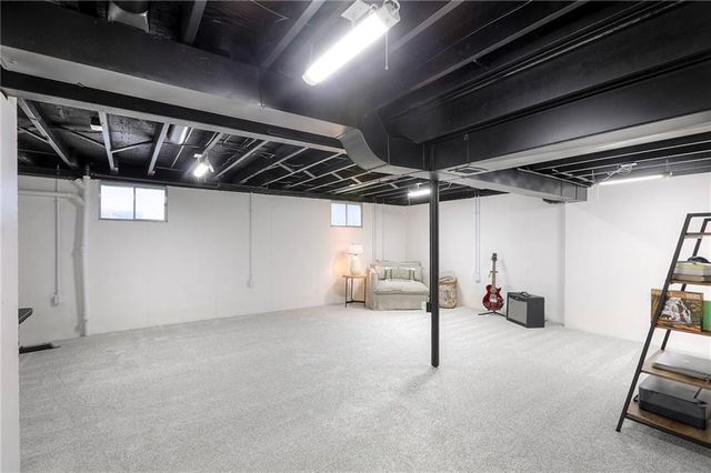 205 12th Avenue N, Greenwood, MO 64034