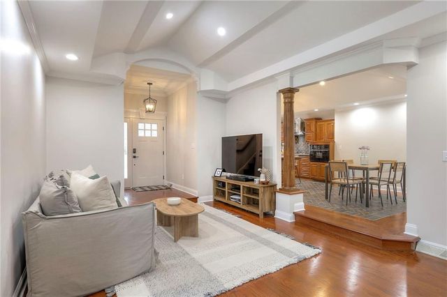 205 12th Avenue N, Greenwood, MO 64034