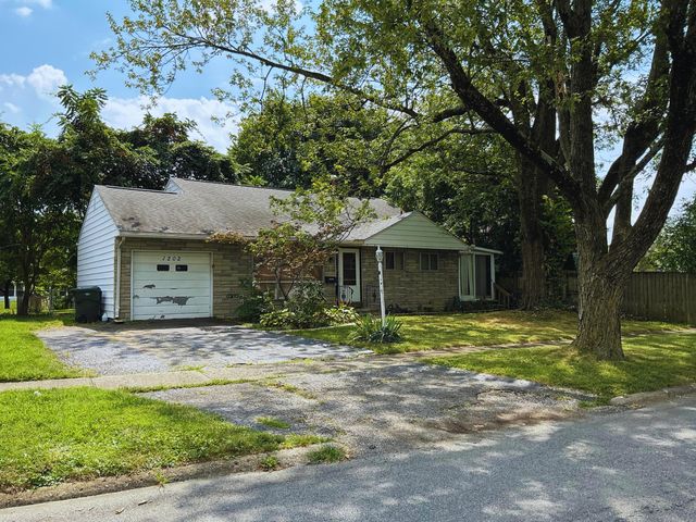 1202 Manfeld Drive, Columbus, OH 43227