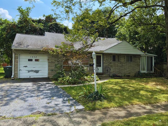 1202 Manfeld Drive, Columbus, OH 43227