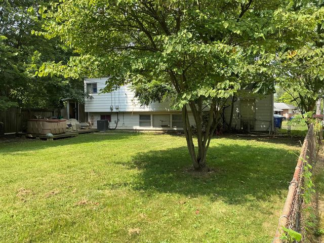 1202 Manfeld Drive, Columbus, OH 43227
