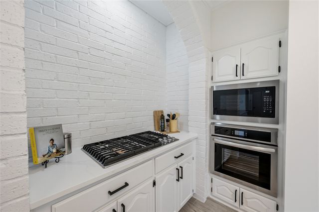 668 Oakdale Drive, Plano, TX 75025