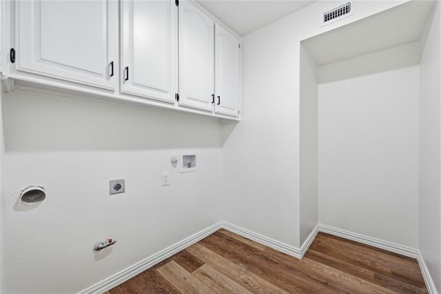 668 Oakdale Drive, Plano, TX 75025
