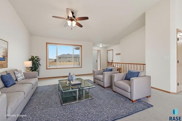 7236 E Athens Ct Court, Sioux Falls, SD 57110