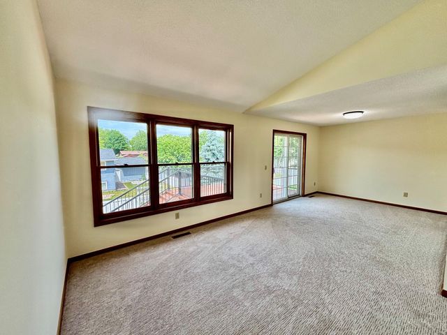 3883 97th Lane NE, Blaine, MN 55014