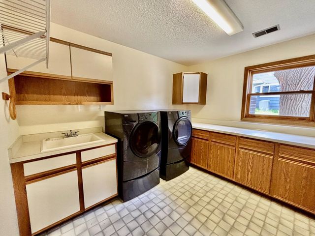 3883 97th Lane NE, Blaine, MN 55014