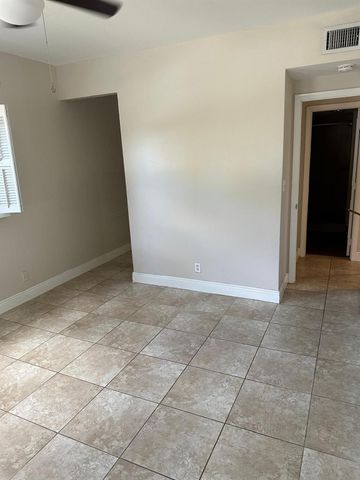 400 N Riverside Drive 102, Pompano Beach, FL 33062