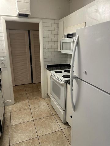 400 N Riverside Drive 102, Pompano Beach, FL 33062