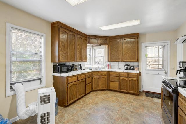 3630 Dayton St, Sacramento, CA 95838