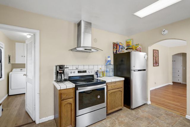 3630 Dayton St, Sacramento, CA 95838