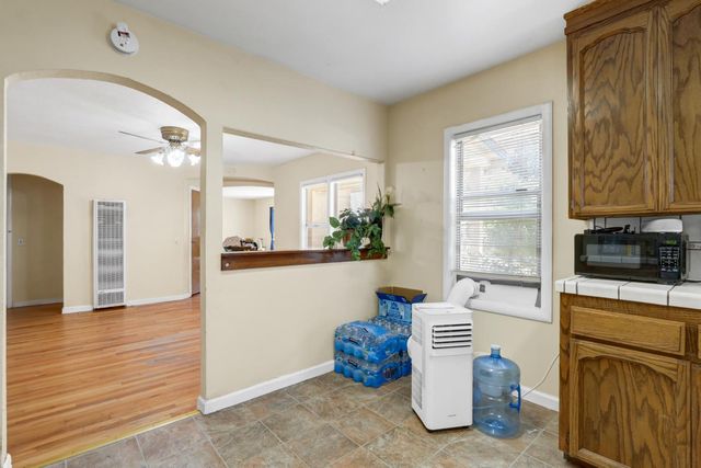 3630 Dayton St, Sacramento, CA 95838