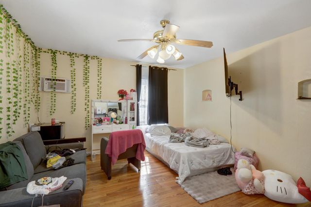 3630 Dayton St, Sacramento, CA 95838