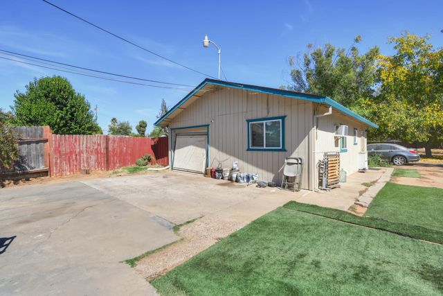 3630 Dayton St, Sacramento, CA 95838