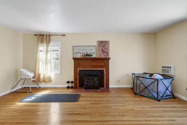 3630 Dayton St, Sacramento, CA 95838