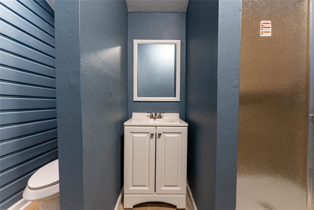 1524 W Kaufman, Paris, TX 75460