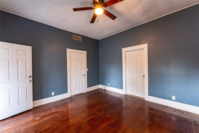 1524 W Kaufman, Paris, TX 75460