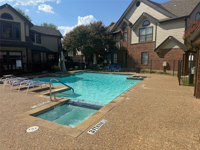 414 Santa Fe Trl 91, Irving, TX 75063