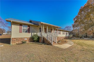 5693 Sand Flat Road, Harrison, AR 72601