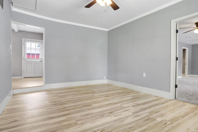 110 Ohio Street, Elberfeld, IN 47613