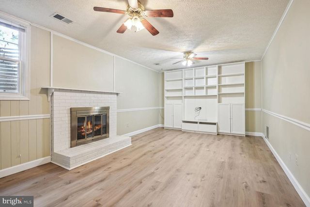 2772 KNOLLSIDE LN, Vienna, VA 22180